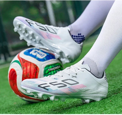 Nouvelles chaussures de football pour hommes, chaussures d'entraînement, baskets professionnelles, chaussures de match sur gazon, chaussures de football antidérapantes pour l'extérieur, chaussures de sport ultralégères,