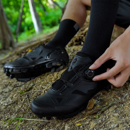 2026 New Men's Non - Slip Breathable Lock - Type Mountain Bike Cycling Shoes Durable Adjustable Outdoor Sports Footwear