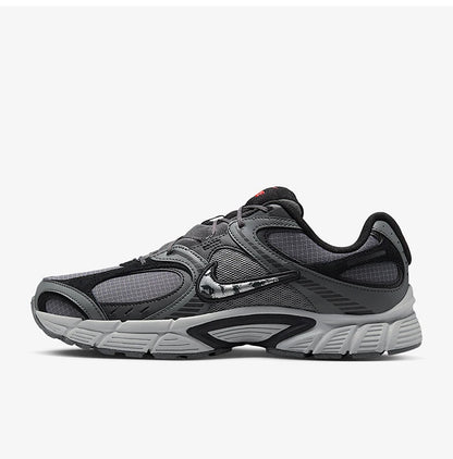 Nike Authentic V5 RNR SE miesten pehmustetut, kulutusta kestävät urheilukengät IM6769-068