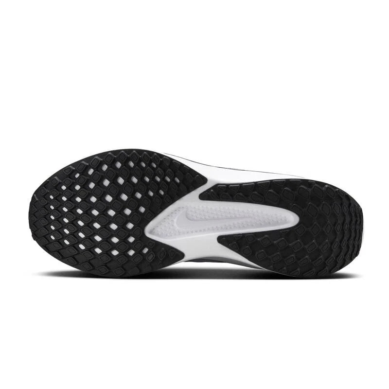 Originálne pánske bežecké tenisky NIKE QUEST 6