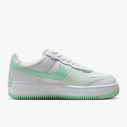Nike ægte AIR FORCE 1 klassiske sneakers til kvinder med tyk sål og lavt skaft FZ3773-100