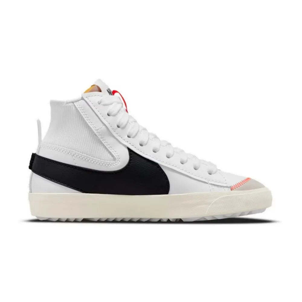 Nike Blazer Unisex-sneakers, klassisk retrodesign, slitstark och bekväm för vardagsbruk DD3111-100