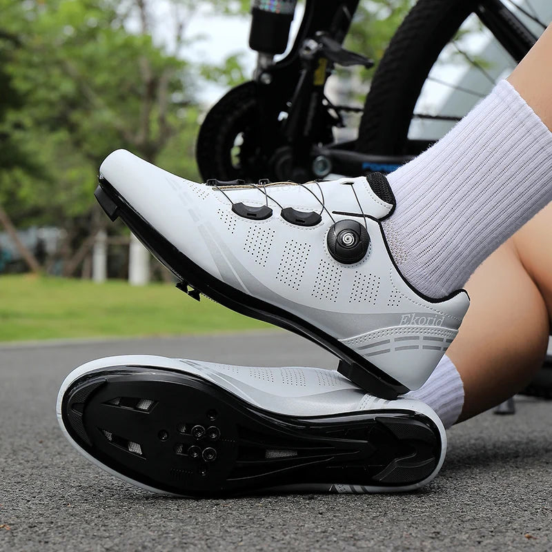 Scarpe da ciclismo da uomo e da donna per bici da strada, competizione e velocità, scarpe sportive da ciclismo autobloccanti con tacchette SPD
