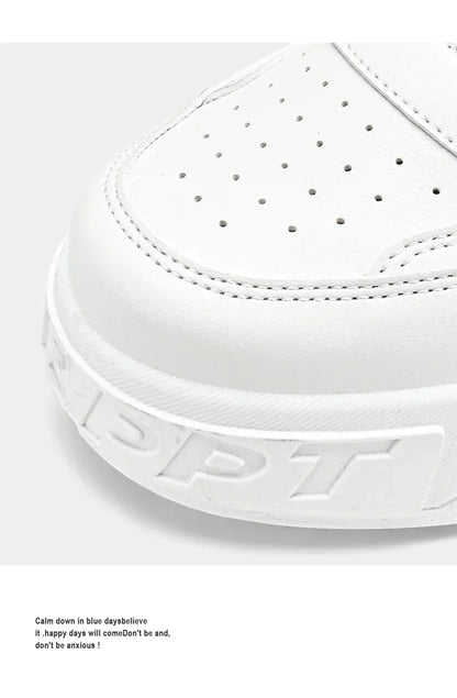 Nuove scarpe da uomo stile skateboard, sneaker estive in pelle casual fashion outdoor per running, sport, trekking e tennis, platform di lusso firmate