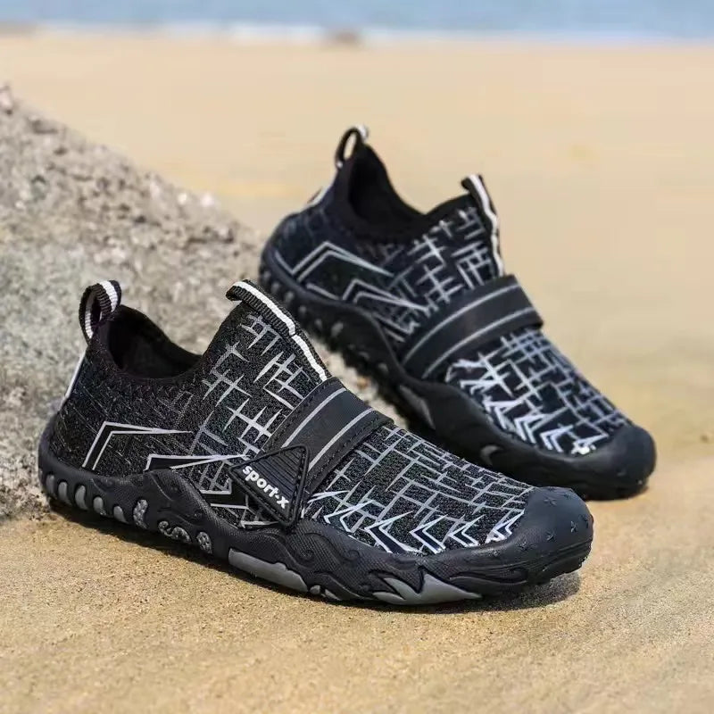 New children's boys and girls beach quick diving shoes, Qianjiang swimming shoes, indoor fitness floor shoes, bathroom shoes, sizes 29-38