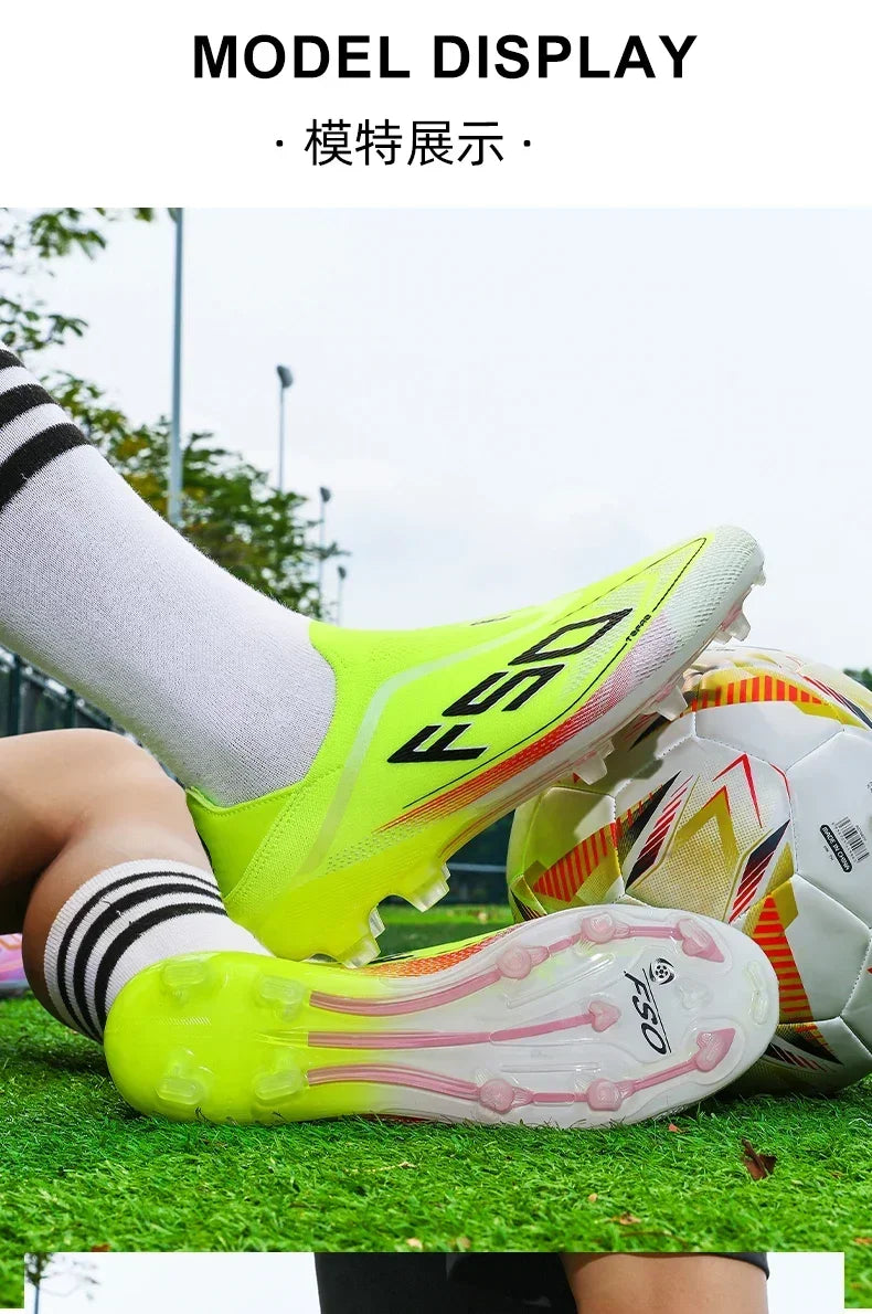 Nowe męskie buty piłkarskie antypoślizgowe dla chłopców, na zewnątrz, bestsellerowe buty do piłki nożnej na trawę i mecze, wysokiej jakości korki, wysokie, lekkie