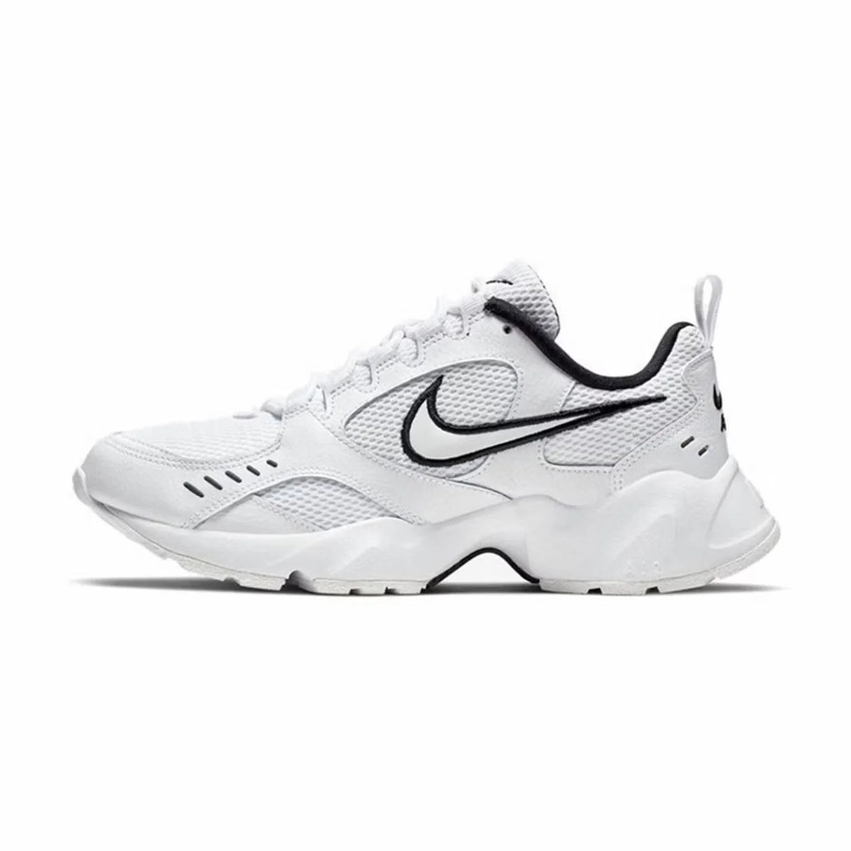 Nike Air Heights -juoksukengät: pehmustetut, liukumattomat, kestävät, mukavat, kevyet ja hengittävät AT4522-101